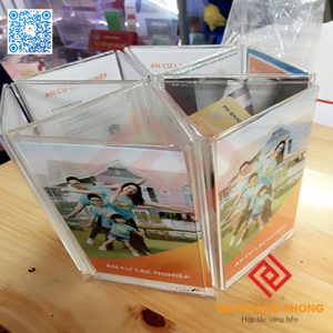 Kệ mica đế xoay